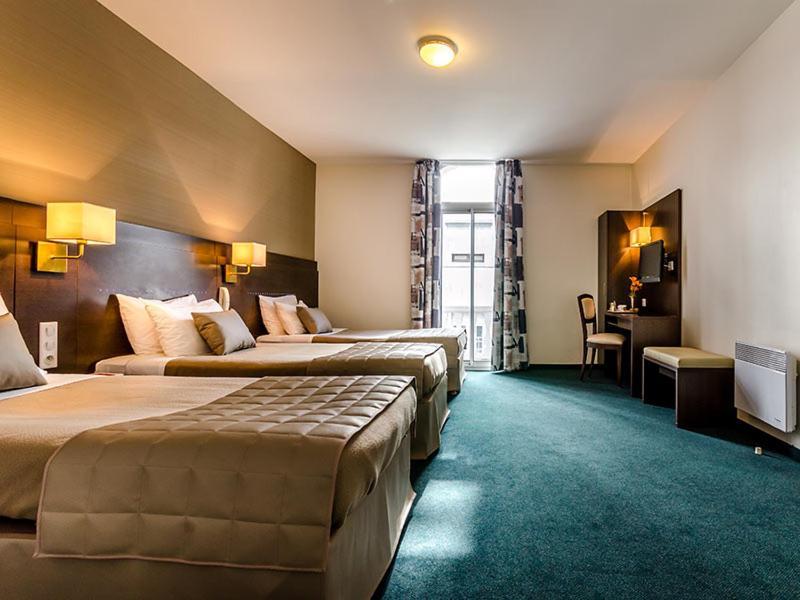 Croix Des Bretons - Pyrénées Hotel Lourdes